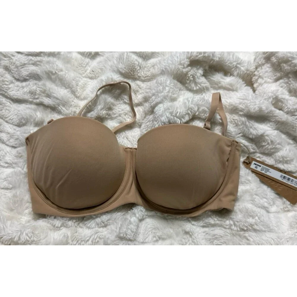 Skims Strapless/convertible/traditional t-shirt bra - Picture 2 of 8